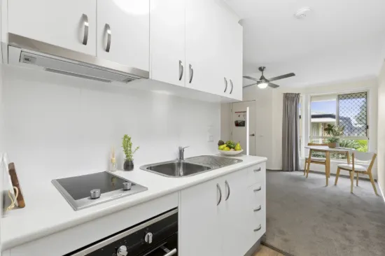 18/6-12 Matthews Street, Grovedale, Vic 3216