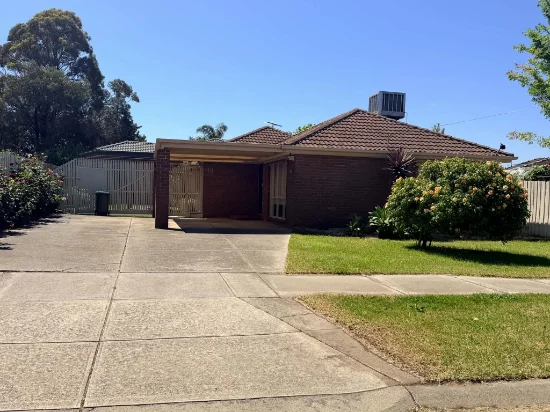 18 Buckingham Street, Sydenham, Vic 3037