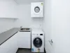 181/31 Queensland Avenue, Broadbeach, Qld 4218-Image