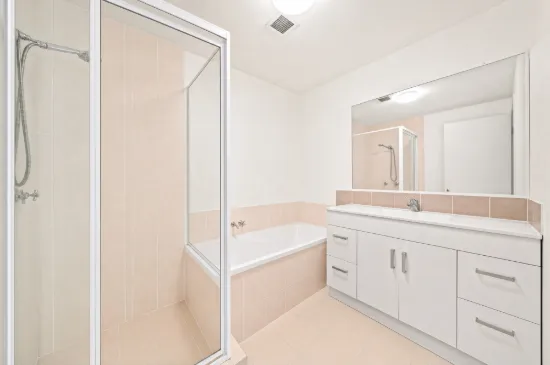 19/12 Whiting Street, Labrador, Qld 4215-Image
