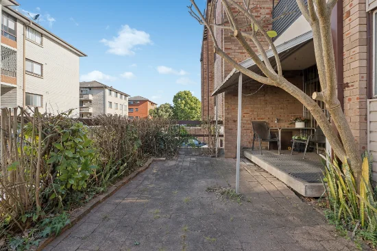 19/26-30 Remembrance Avenue, Warwick Farm, NSW 2170