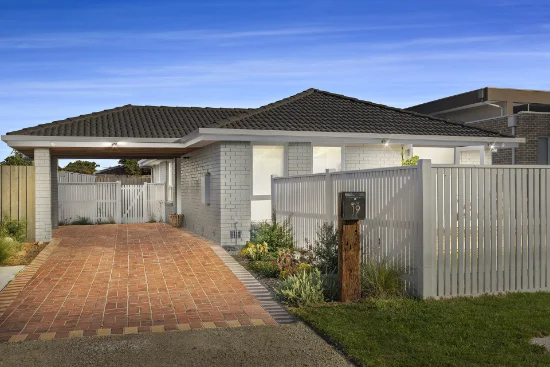 19 Kingfisher Avenue, Capel Sound, Vic 3940