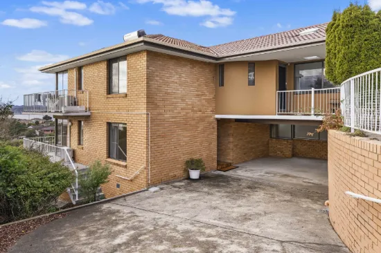 1A/14 Edith Avenue, Sandy Bay, Tas 7005