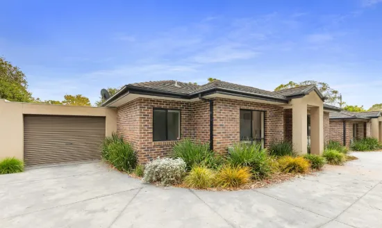 2/1 Carnarvon Avenue, The Basin, Vic 3154