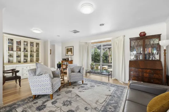 2/1 Park Street, Wendouree, Vic 3355