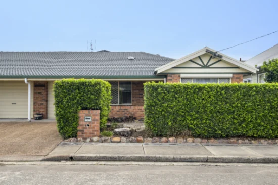 2/1 Rose Street, Merewether, NSW 2291