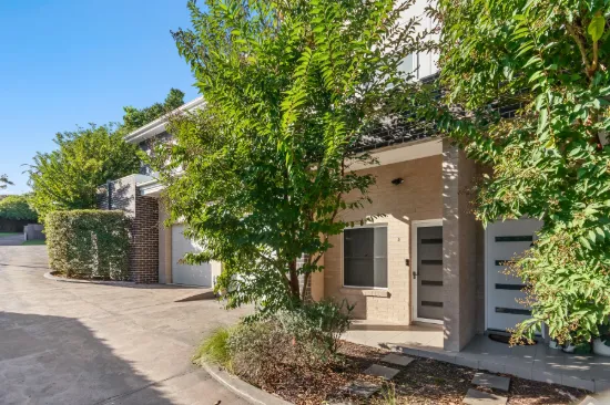 2/10 Cowper Avenue, Charlestown, NSW 2290