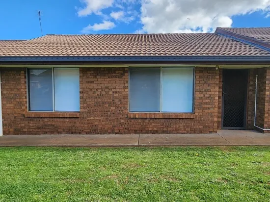 2/10 Forrest Crescent, Dubbo, NSW 2830