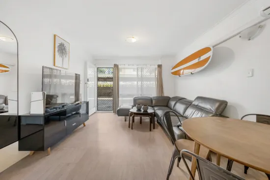 2/10 Monaco Street, Surfers Paradise, Qld 4217