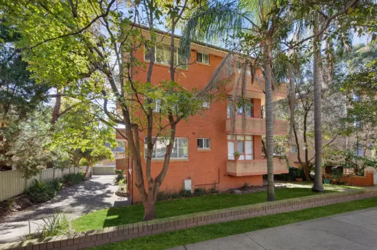 2/10 Oxford Street, Mortdale, NSW 2223