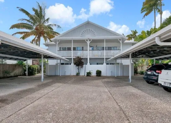 2/10 Pembroke Street, Parramatta Park QLD 4870-Image