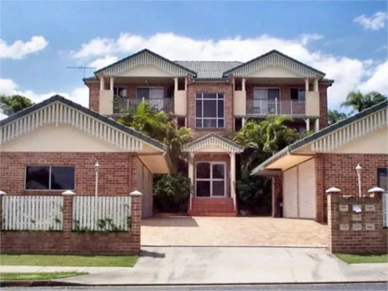 2/10 Wickham Street, Newmarket, Qld 4051