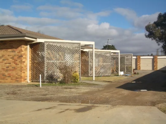 2/10 Wigan Avenue, Armidale, NSW 2350