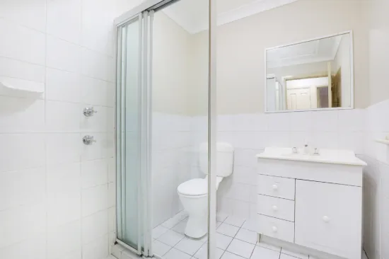 2/102 Central Road, Unanderra, NSW 2526-Image