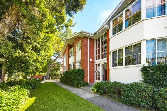 2/103 Barkers Road, Kew, Vic 3101