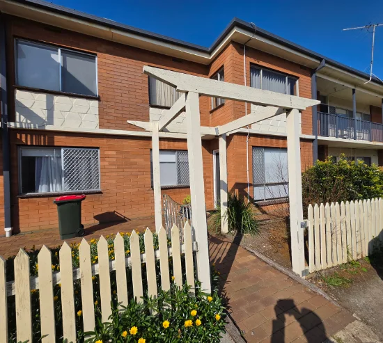 2/105 Gertrude Street, Geelong West, Vic 3218