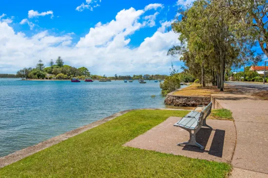2/107 Bradman Avenue, Maroochydore, Qld 4558-Image