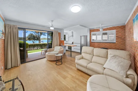 2/107 Bradman Avenue, Maroochydore, Qld 4558-Image