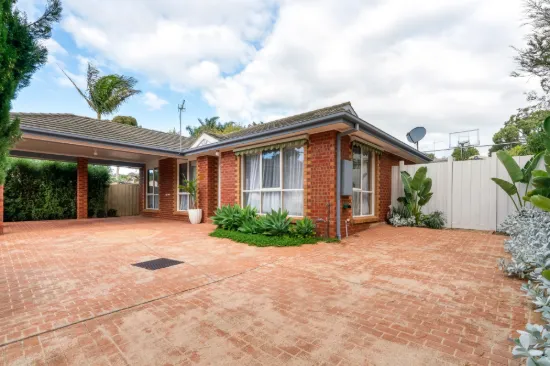 2/11 Bellbangra Avenue, Rosebud, Vic 3939