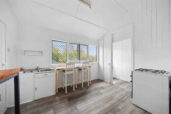 2/11 Leonard Street, Woolloongabba, Qld 4102 - For Rent