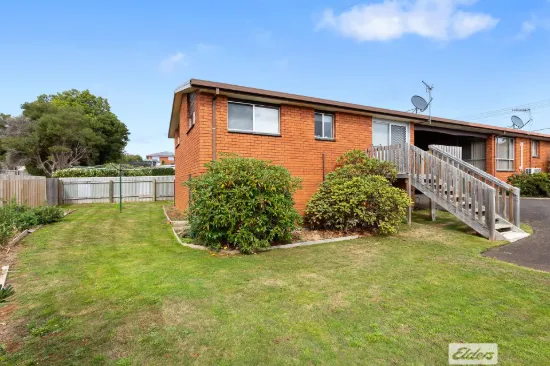 2/11 Turnbull Avenue, Upper Burnie, Tas 7320