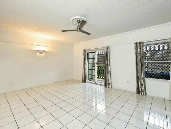 2/115 Buchan Street, Bungalow, Qld 4870