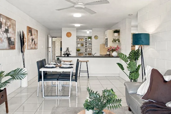 2/118 Mitchell Street, North Ward, Qld 4810