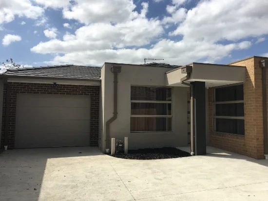 2/12 Brian Street, Fawkner, Vic 3060