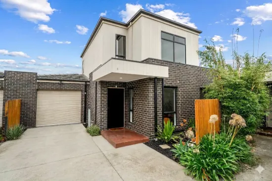 2/12 Cheltenham Road, Newcomb, Vic 3219