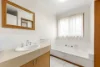 2/12 Vale Street, Alfredton, Vic 3350-Image