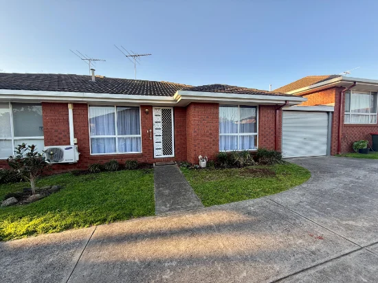 2/124 Hoffmans Road, Essendon, Vic 3040