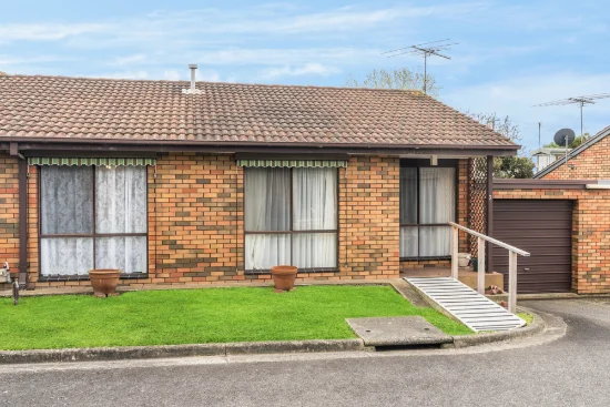 2/128 Elizabeth Street, Geelong West, Vic 3218