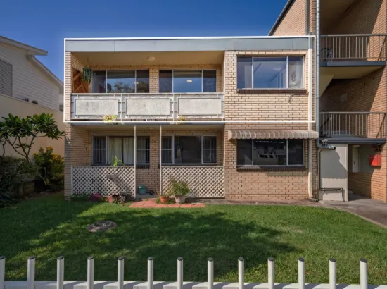 2/13 Buckland Road, Nundah, Qld 4012