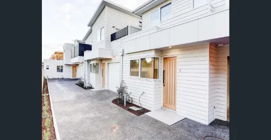 2/13 Hampton Parade, West Footscray, Vic 3012