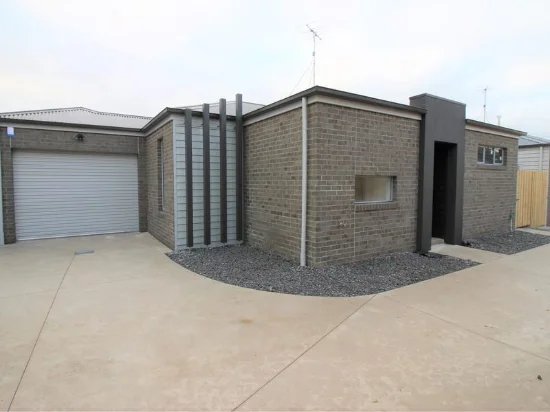 2/13 Hughes Street, Bell Park, Vic 3215