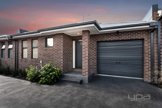 2/13 Wills Street, Westmeadows, Vic 3049