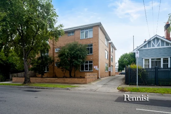 2/133 Epsom Road, Ascot Vale, Vic 3032 - For Rent