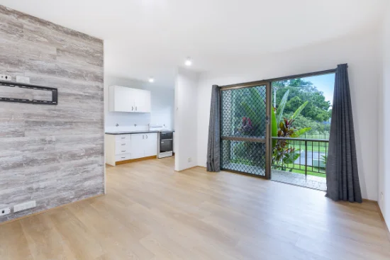 2/14 Brooke Avenue, Palm Beach, Qld 4221