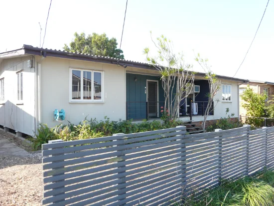 2/14 Langdon Ave, Margate, Qld 4019