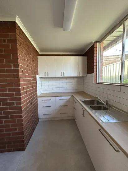 2/141 Coleraine Road, Hamilton, Vic 3300