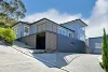 2/142 Derwent Avenue, Lindisfarne, Tas 7015
