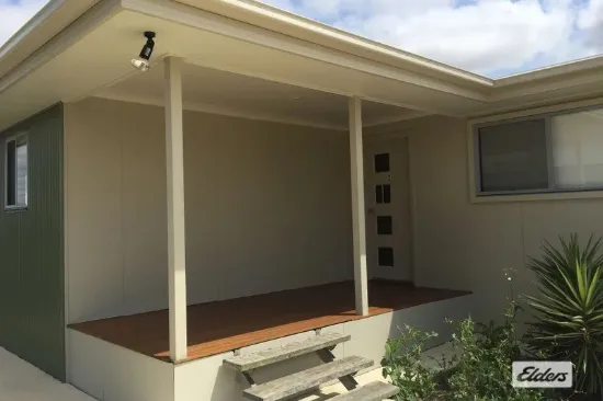 2/15 Barnsley Street, Chinchilla, Qld 4413