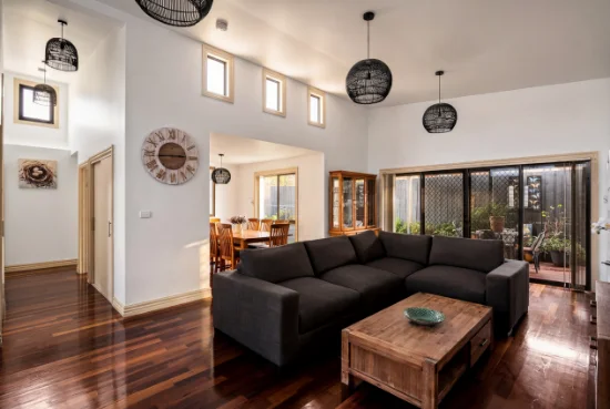 2/15 Delaware Street, Reservoir, Vic 3073