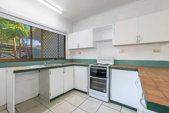 2/15 Donaldson Crescent, Karama, NT 0812