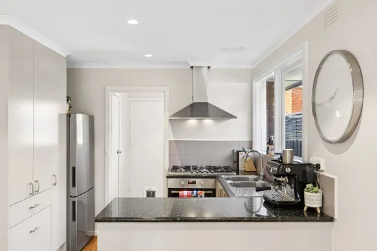 2/15 Dudley Avenue, Hampton East, Vic 3188-Image