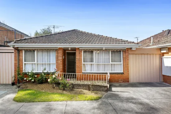 2/15 Gillard Street, Brighton East, Vic 3187