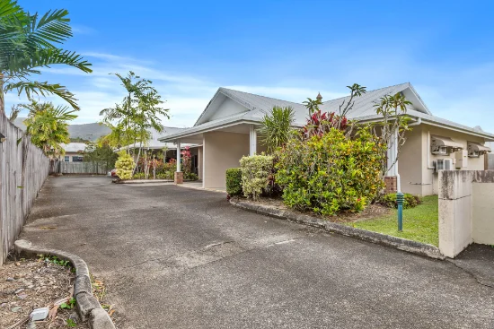 2/15 Ingham Court, Mooroobool, Qld 4870