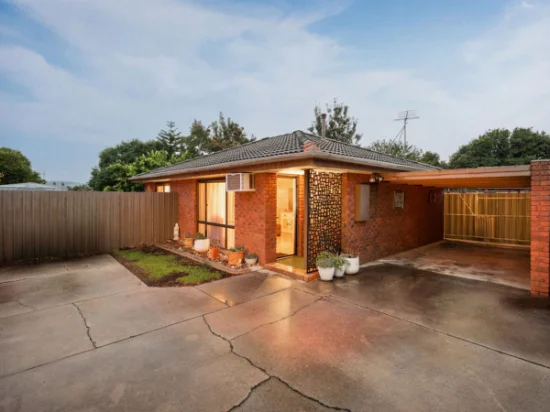 2/15 Sinnett Court, Wodonga, Vic 3690