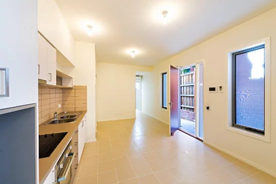2/15 Temperance Hall Lane, North Melbourne, Vic 3051