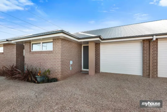 2/152 Kearney Street, Kearneys Spring, Qld 4350